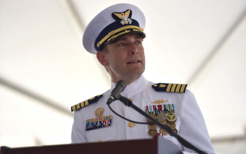 USCG Cutter Polar Star Gets New Commanding Officer
