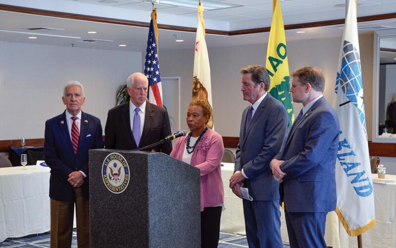 Port of Oakland Hosts Congressional Meeting on Supply Chain