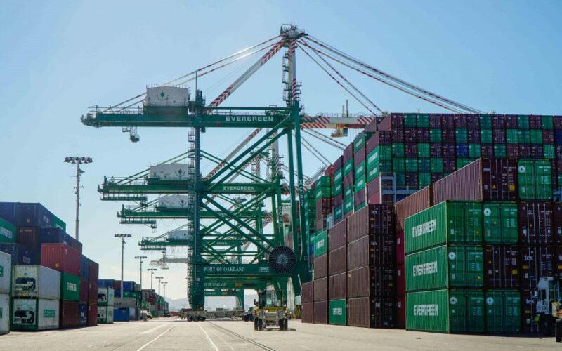 Cargo Volumes Up at L.A., Oakland Ports